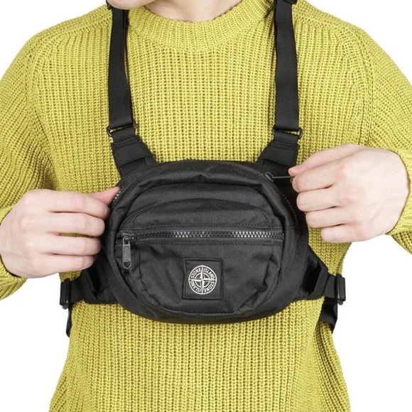New with tags Stone Island Chest bag - Picture 6 of 6